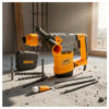 Rotomartillo Ingco RH18008 en obra